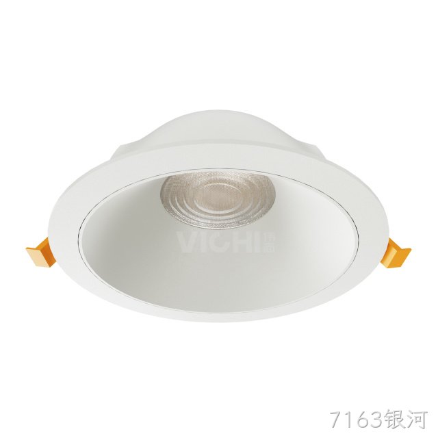 Q03系列嵌入式筒灯